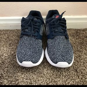 BRAND NEW Nike Women’s Kaishi Flyknit